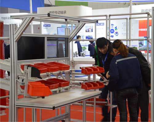 鋁型材工作臺(tái)