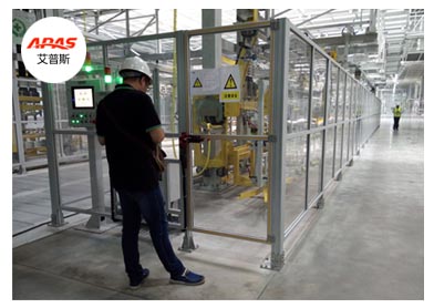 工業(yè)鋁型材防護(hù)圍欄